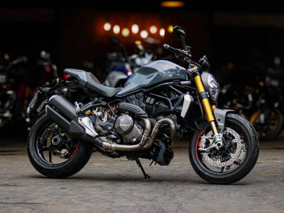 DUCATI MONSTER 1200 S 